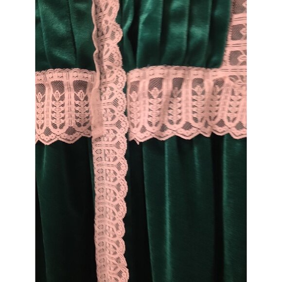 Gilligan O'Malley Womens Nightgown Vintage Velvet Velour Snap Long Green Small - Picture 4 of 11